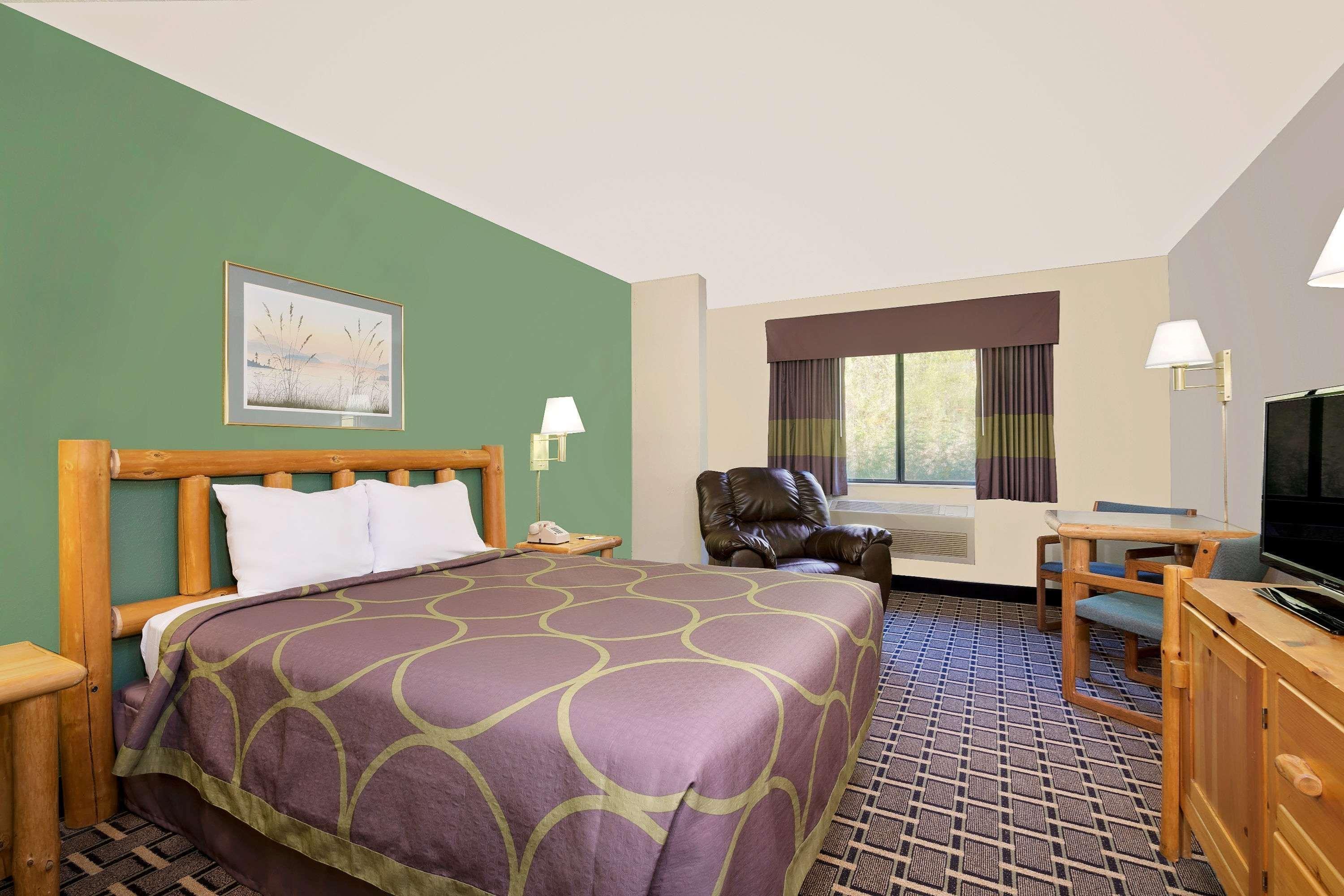 Hotel Super 8 By Wyndham Cloquet Exteriér fotografie